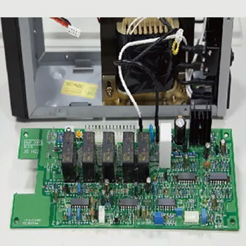 具雷擊保護